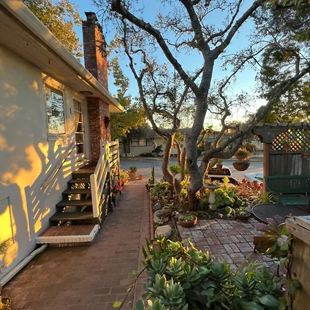 Carmel Garden Inn-2